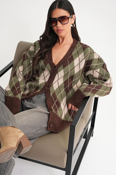 Oversize Argyle V-Ausschnitt Knopf-Cardigan - Image 3