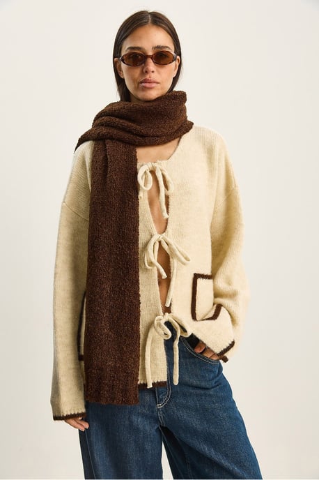 Übergroße Strickjacke mit Bindebandverschluss - Image 2