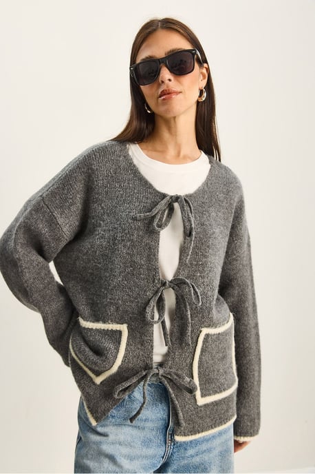 Übergroßer Strickcardigan mit Krawattenschluss - Image 4