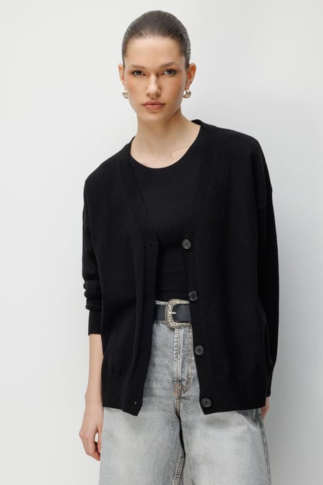 Langer Rippstrick-Cardigan mit V-Ausschnitt und Knopfverschluss - Image 1
