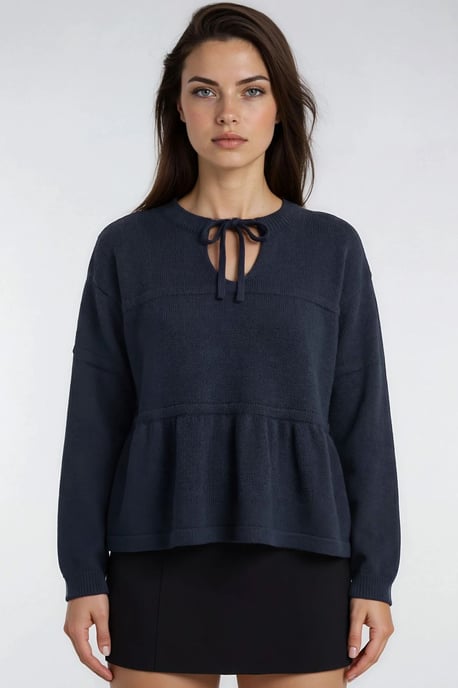 Locker gestrickter Pullover mit Bindeband - Image 4