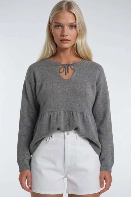 Locker gestrickter Pullover mit Bindeband - Image 5