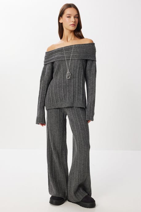 Off-Shoulder Rippstrick-Zweiteiler - Image 2