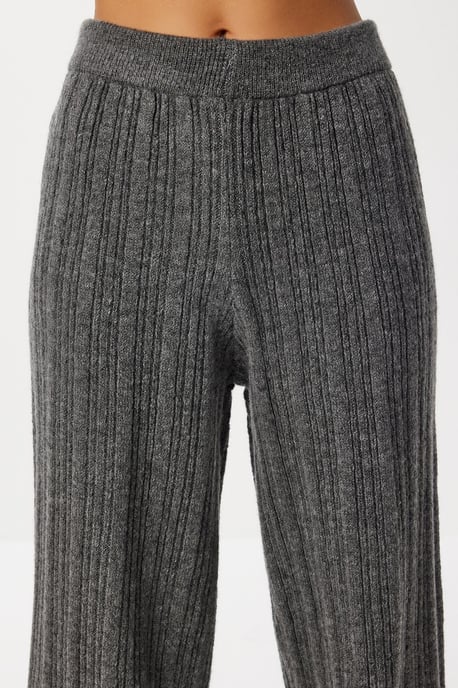 Off-Shoulder Rippstrick-Zweiteiler - Image 5