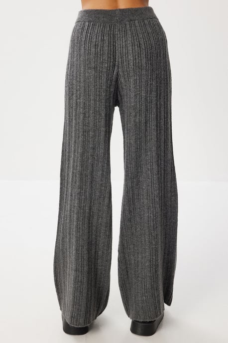 Off-Shoulder Rippstrick-Zweiteiler - Image 6