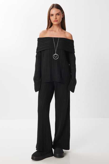 Off-Shoulder Rippstrick Zweiteiler - Image 3