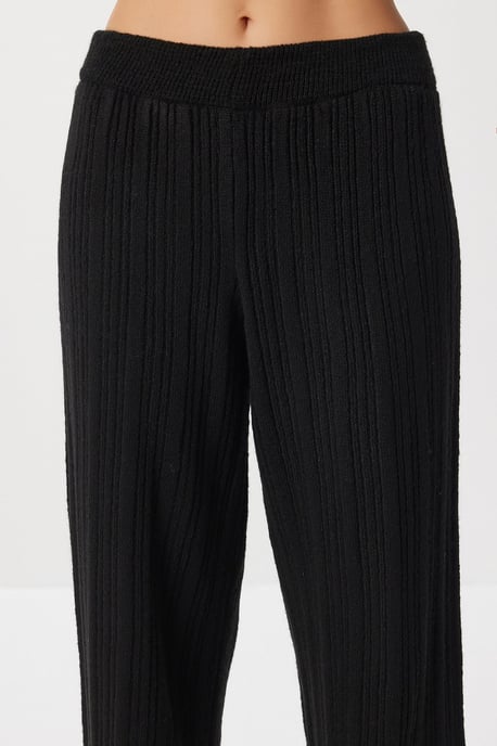 Off-Shoulder Rippstrick Zweiteiler - Image 6