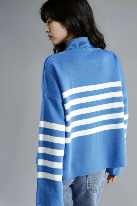 Übergroßer gestreifter Rollkragenpullover - Image 3