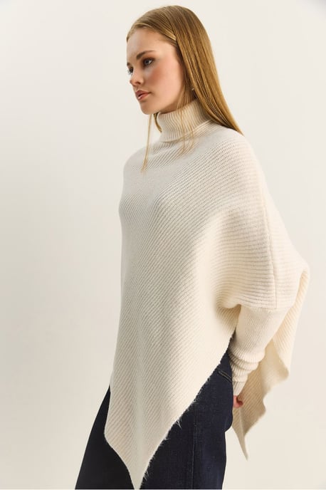 Oversized Rollkragen-Rippstrickpullover - Image 5