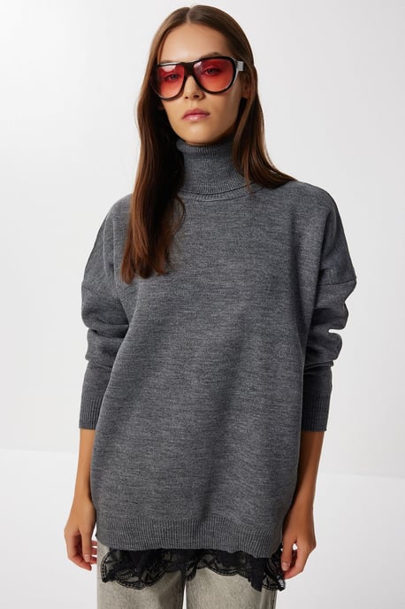 Strickpullover mit Struktur und übergroßem Rollkragen - Image 4