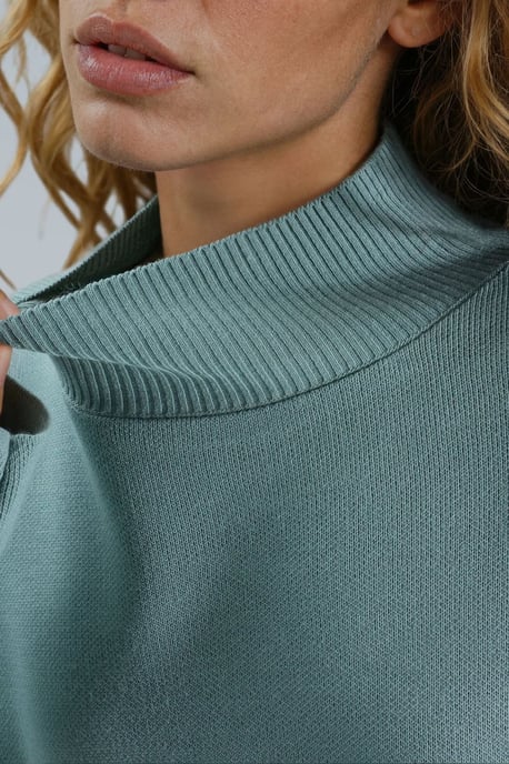 Übergroßer gerippter Rollkragenpullover - Image 6