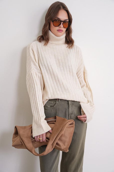 Übergroßer Rippstrick-Turtleneck-Pullover - Image 3