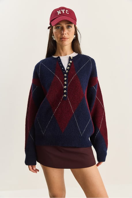 Strickpullover mit Rundhalsausschnitt und Knopfverschluss - Image 2