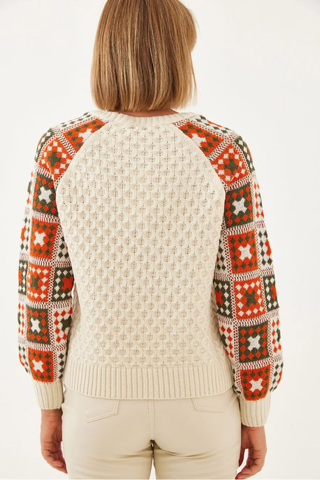 Strickpullover mit strukturiertem Muster und Rundhalsausschnitt - Image 4