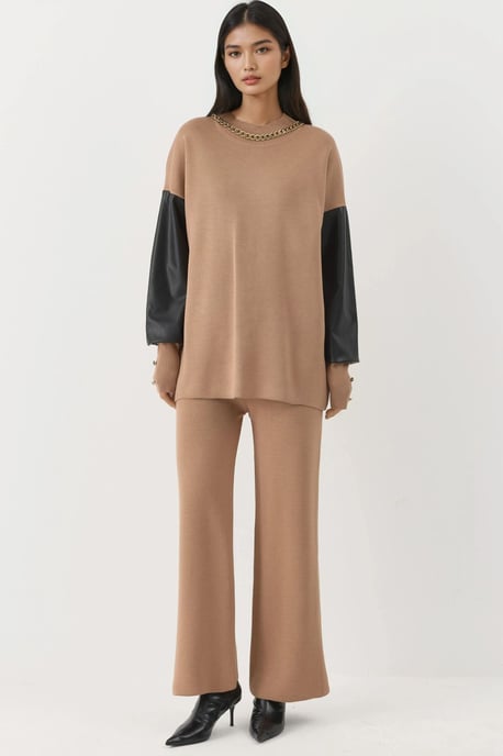 Sweater mit Kunstlederdetails - Image 5