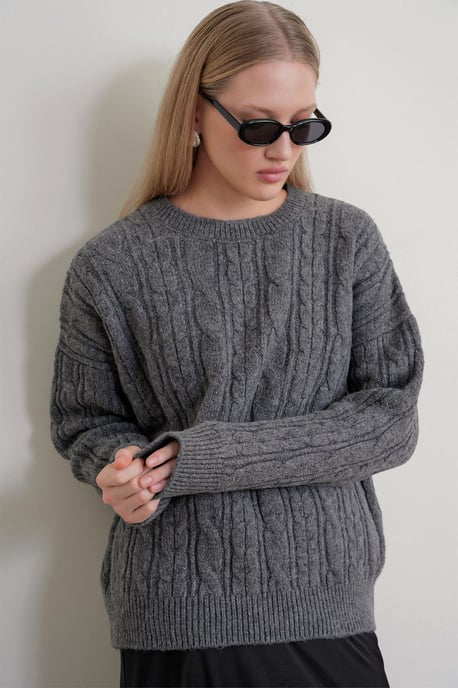 Oversized Strickpullover mit Haarzopf-Muster - Image 2