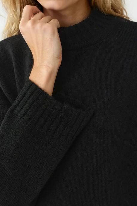 Übergroßer strukturierter Strickpullover mit Rundhalsausschnitt - Image 5