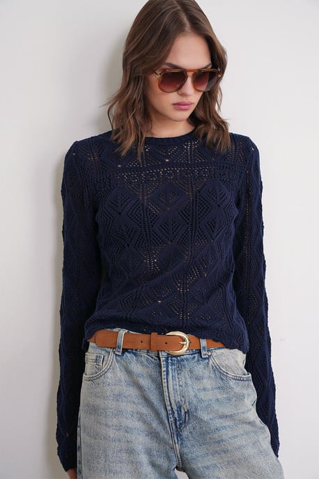 Strickpullover mit strukturiertem Muster und Rundhalsausschnitt - Image 3