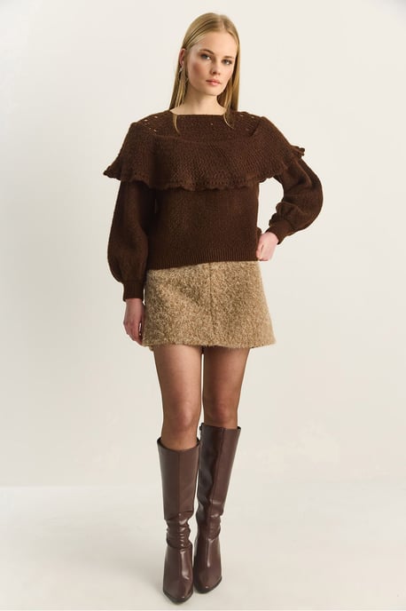 Rippstrick Bootsausschnitt dicker Pullover mit Rüschen-Detail - Image 5