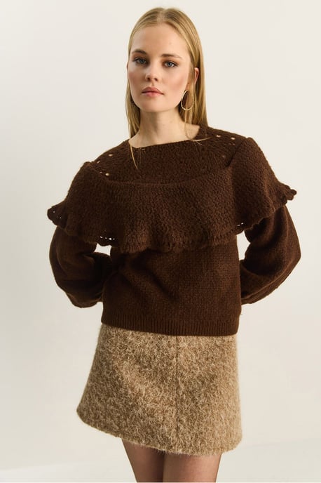 Rippstrick Bootsausschnitt dicker Pullover mit Rüschen-Detail - Image 6