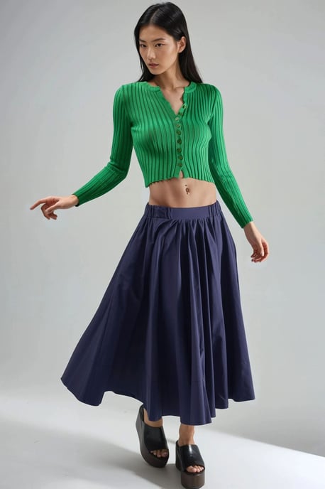 Taillierter Rippstrick-Crop-Pullover mit Knöpfen - Image 4