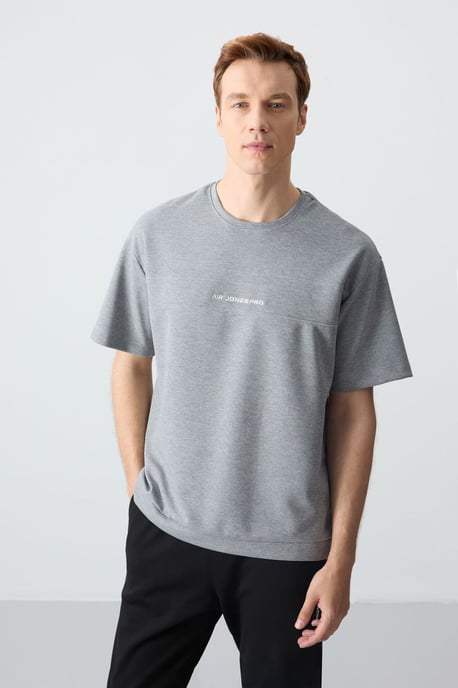 Herren Oversized T-Shirt und Hose Set - Image 4