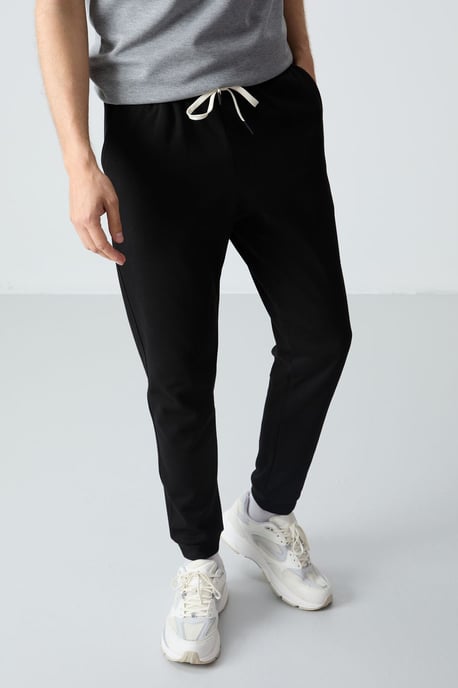 Herren Oversized T-Shirt und Hose Set - Image 6