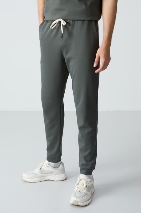 Herren Oversized T-Shirt und Hose Set - Image 4