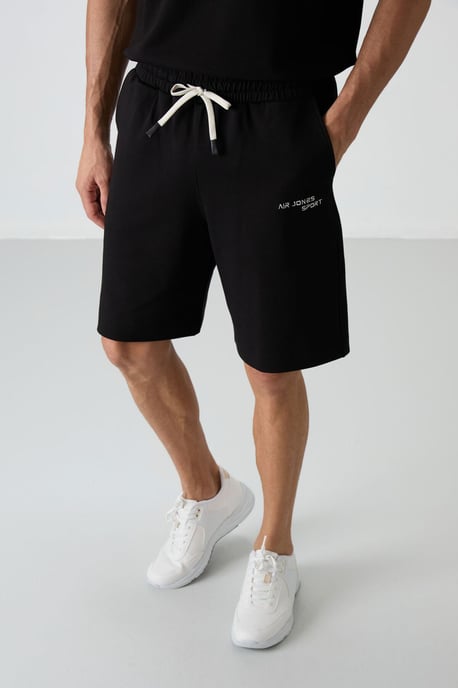 Übergrößiges Kurzarm-T-Shirt und Shorts-Set - Image 5