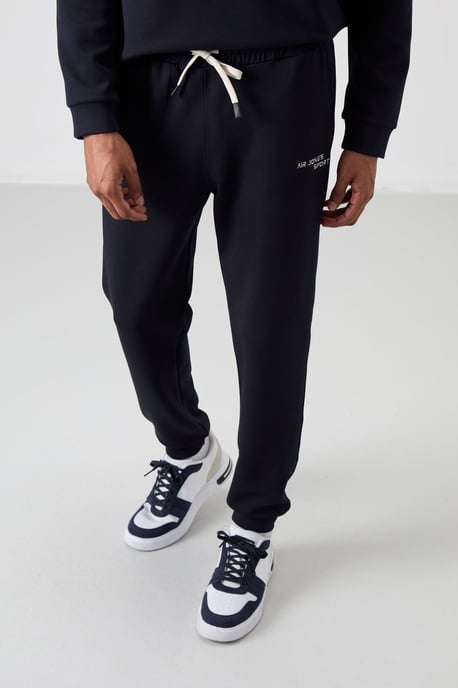 Herren Langarm-Sweatshirt und Hose Set - Image 3