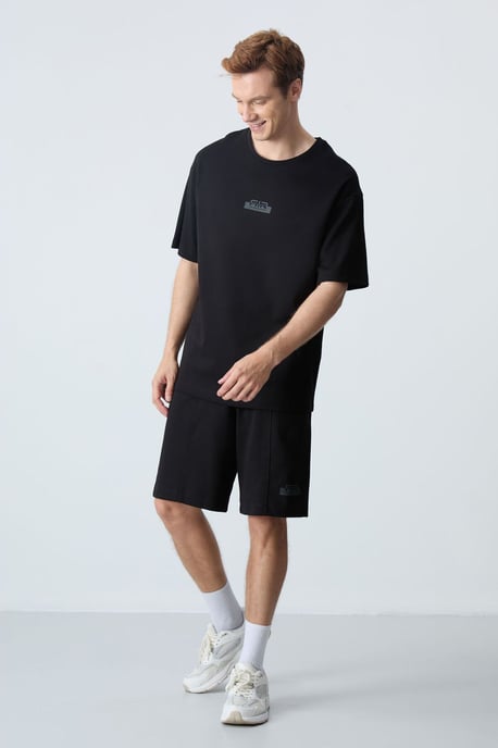 Herren Übergröße T-Shirt und Shorts Set - Image 1