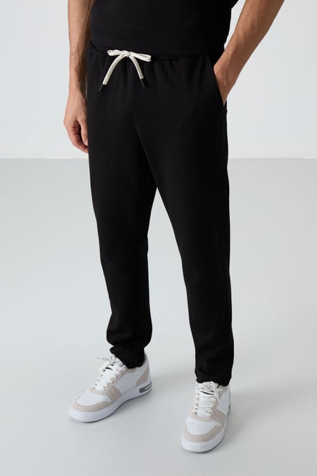 Herren Übergrößen T-Shirt und Hosen Set - Image 3