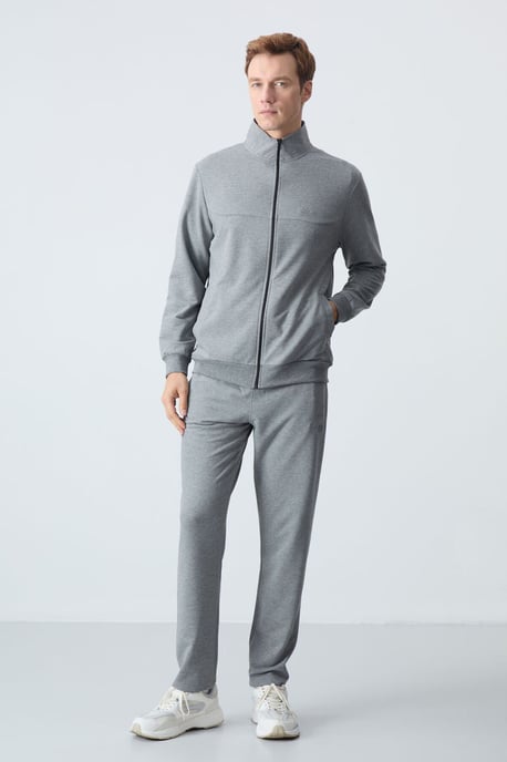 Herren Sweatshirt mit Reißverschlusskragen und Hose Set - Image 1