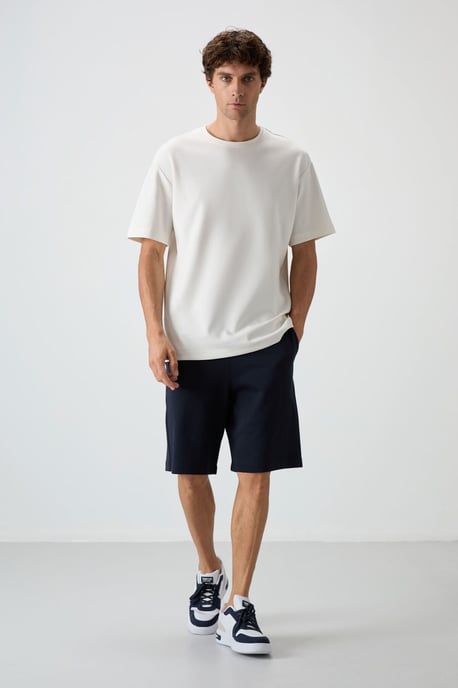 Oversized T-Shirt und Shorts Set - Image 1