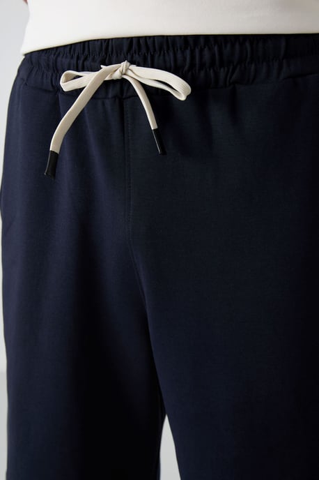 Oversized T-Shirt und Shorts Set - Image 3