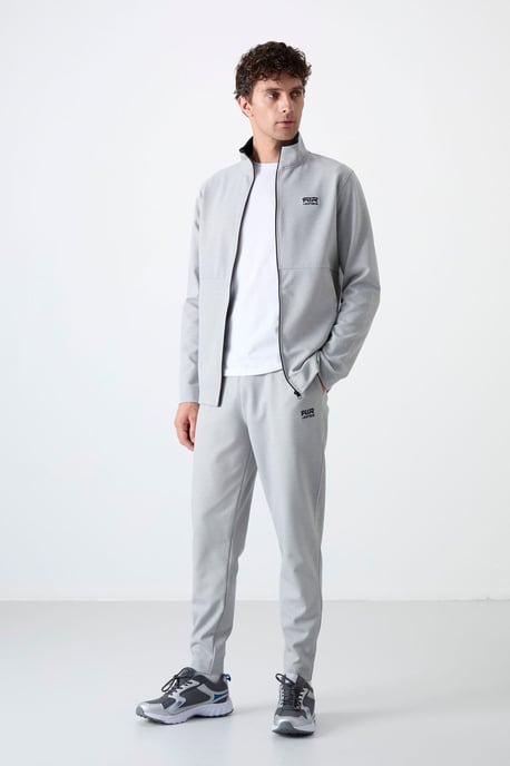 Herren Sweatshirt mit Reißverschlusskragen und Hose Set - Image 6