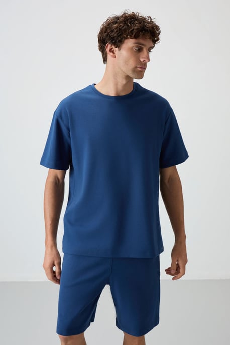 Übergröße T-Shirt und Shorts Set - Image 2
