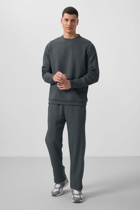 Herren Oversized Sweatshirt- und Hose-Set - Image 4