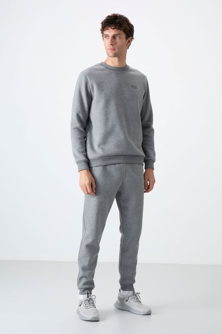 Herren Sweatshirt und Hose Set aus Baumwolle-Polyester-Fleece - Image 3