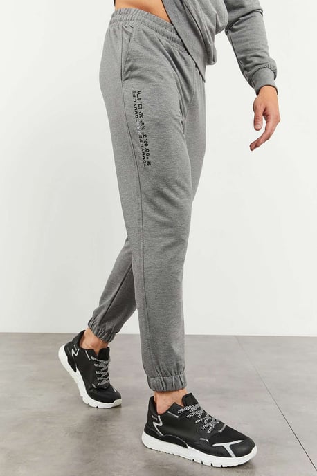 Oversized Kapuzensweatshirt und Hose Set - Image 5