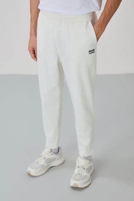 Herren Sweatshirt mit Reißverschlusskragen und Hose Set - Image 3