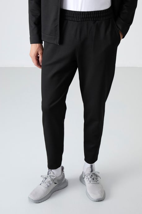 Herren Sweatshirt mit Reißverschluss-Kragen und Hose Set - Image 3
