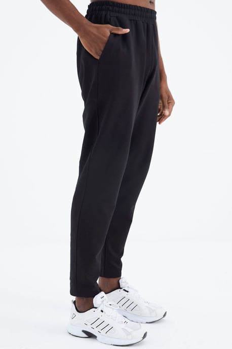 Herren Sweatshirt mit Kapuze und Hose Set - Image 6