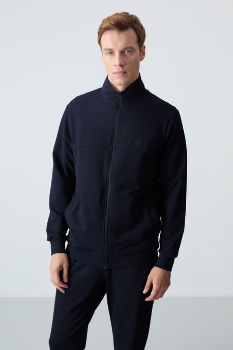 Herren Sweatshirt mit Reißverschlusskragen und Hose Set - Image 6