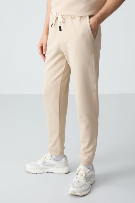 Herren Oversized T-Shirt und Hosen Set - Image 6