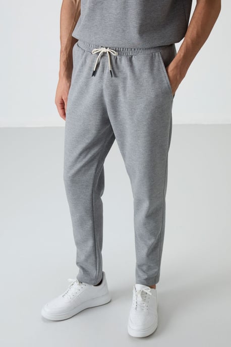 Herren Oversized T-Shirt und Hosen Set - Image 6