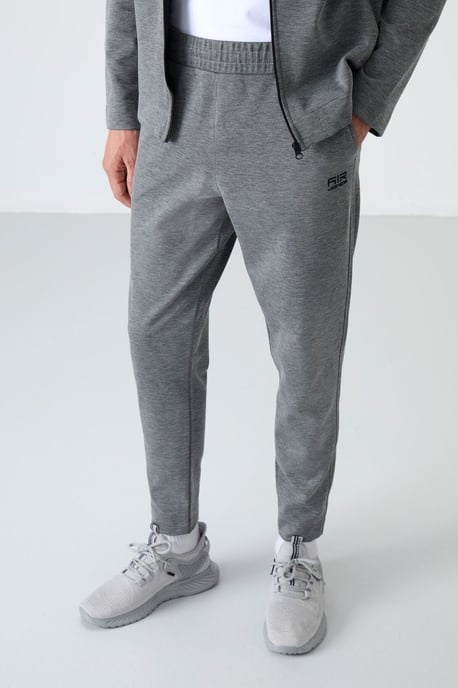 Herren Sweatshirt mit Reißverschlusskragen und Hose Set - Image 3