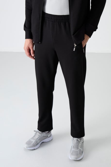 Herren Sweatshirt- und Hosen-Set mit entspanntem Fit und Reißverschlusskragen - Image 3