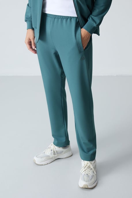 Herren Sweatshirt mit Reißverschluss und Jogginghose Set - Image 4