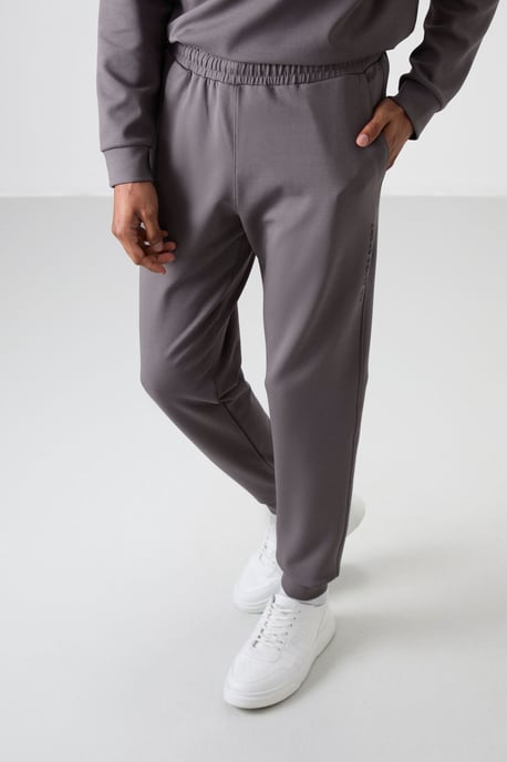 Bedrucktes Fleece-Sweatshirt- und -Hosen-Set - Image 6